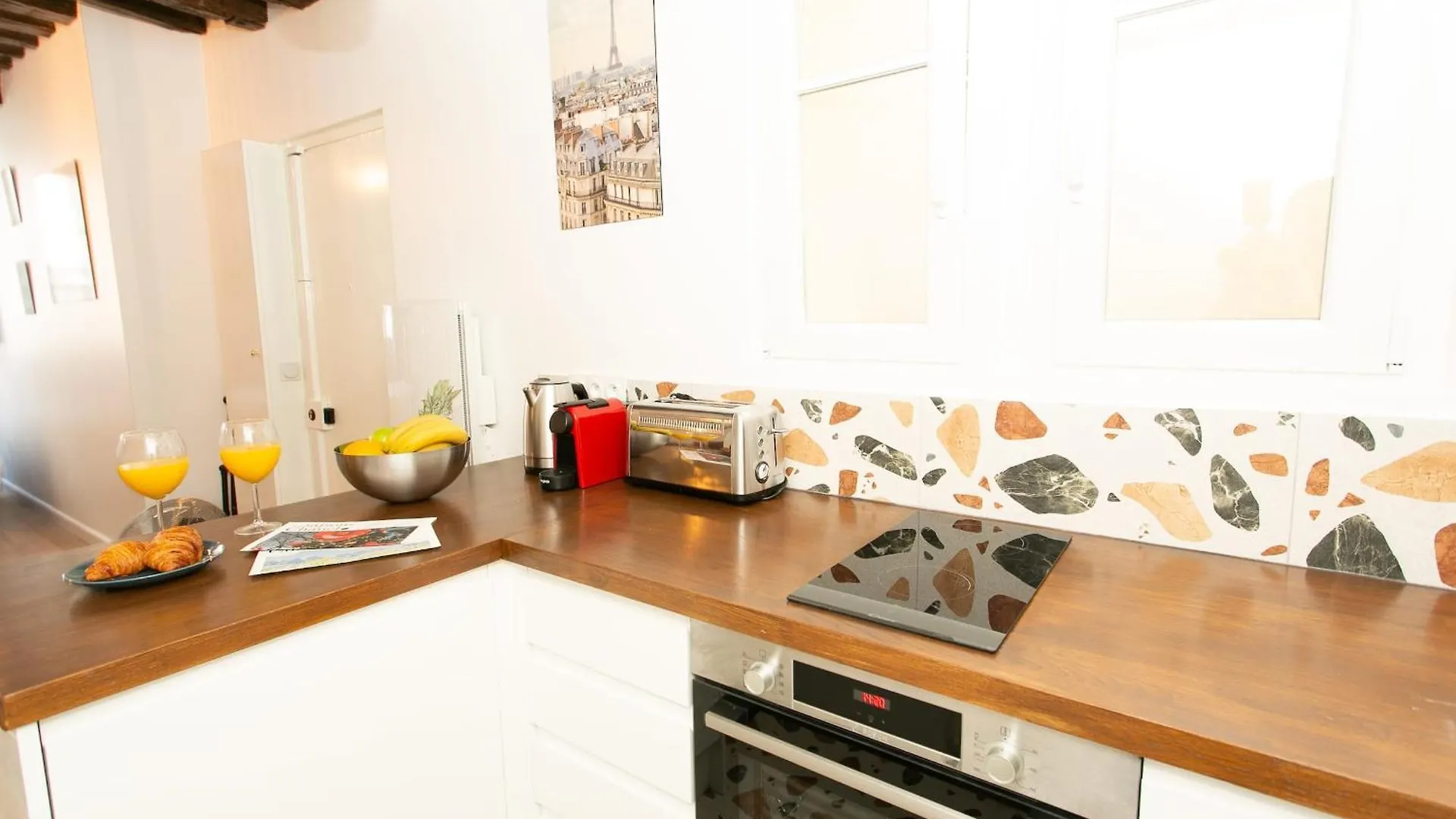 Ile Saint-Louis & Pont De La Tournelle - Cityapartmentstay Paris 0*,