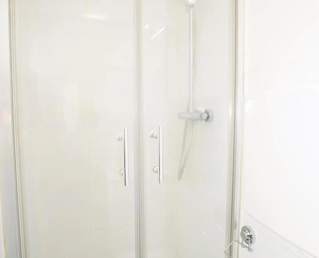 Ile Saint-Louis & Pont De La Tournelle - Cityapartmentstay Paris Apartment